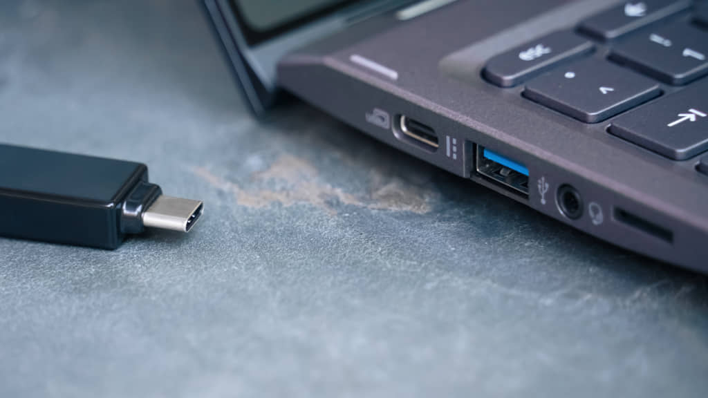 how to identify usb port versions