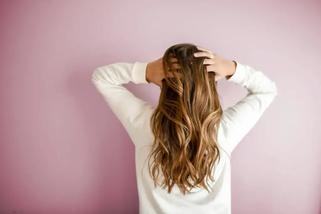 how to get putty out of hair